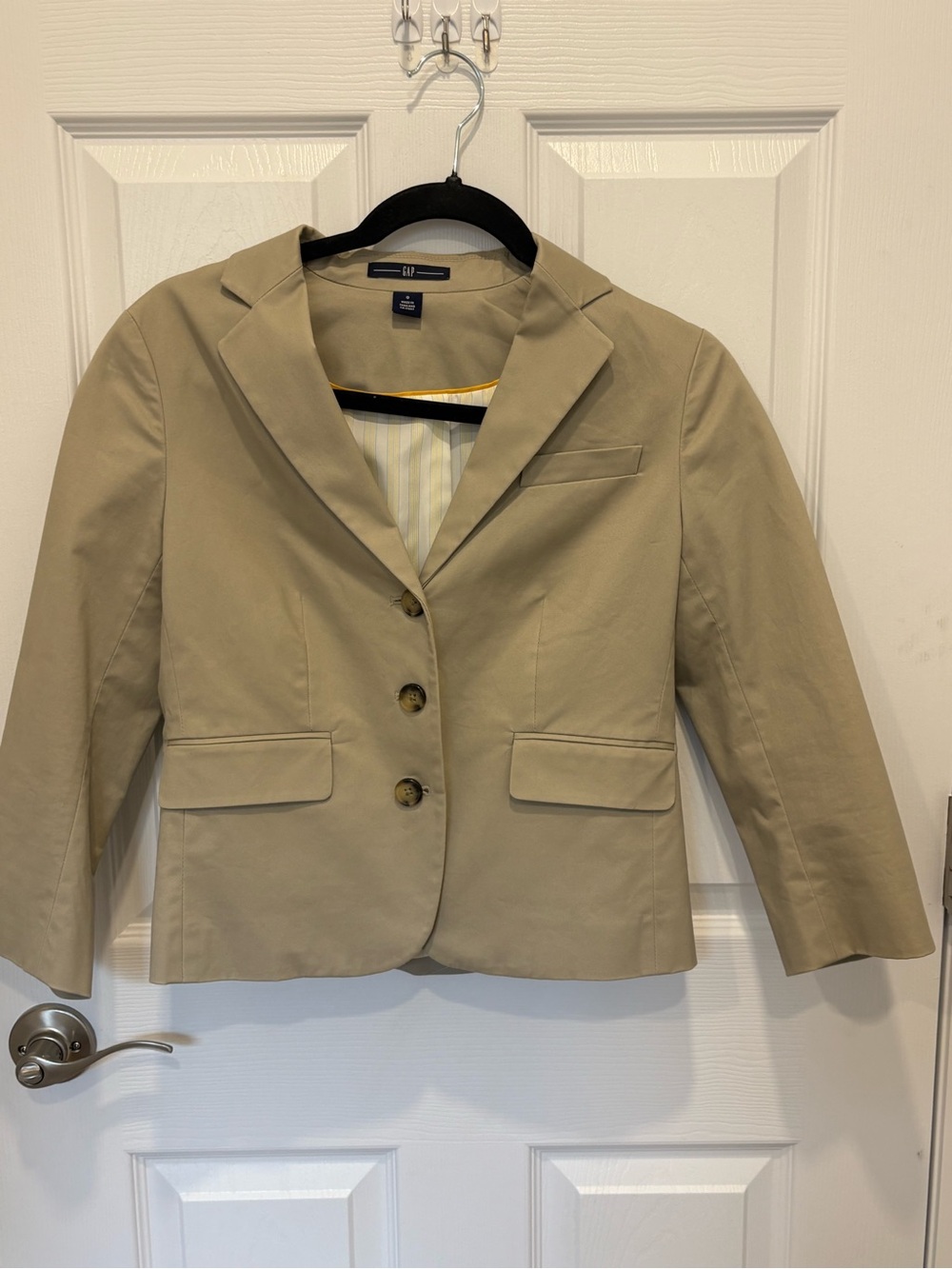 The gap classic Khaki Women's Blazer Jacket size 0. #1024